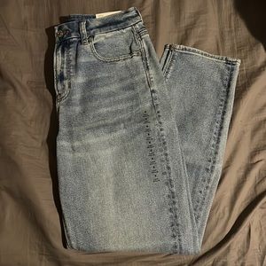 American Eagle Curvy Mom Jeans!💙